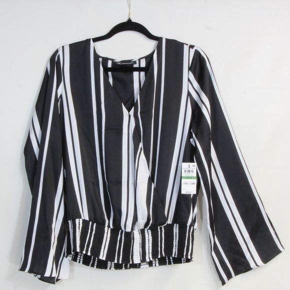 International Concepts B&W Random Stripe Smocked Hem Blouse Size Large NWT - Picture 2 of 6